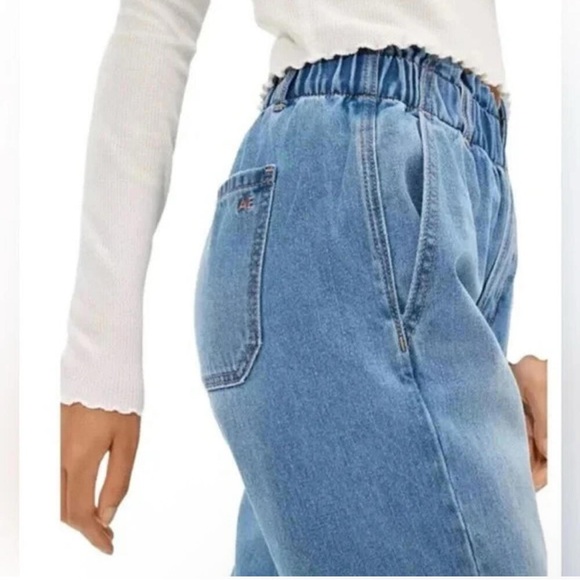 American Eagle Outfitters “Baggy Mom Jean” - Size 8 - Picture 3 of 14